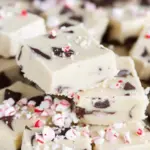 Easy Peppermint Bark Fudge - featured image